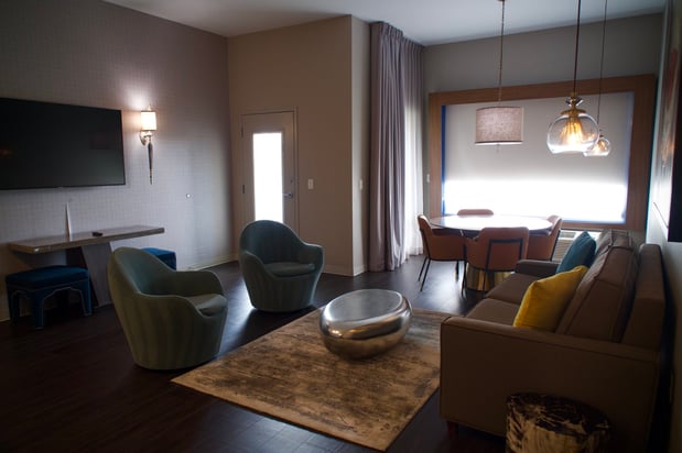 Images Holiday Inn Express & Suites Charlotte - South End by IHG