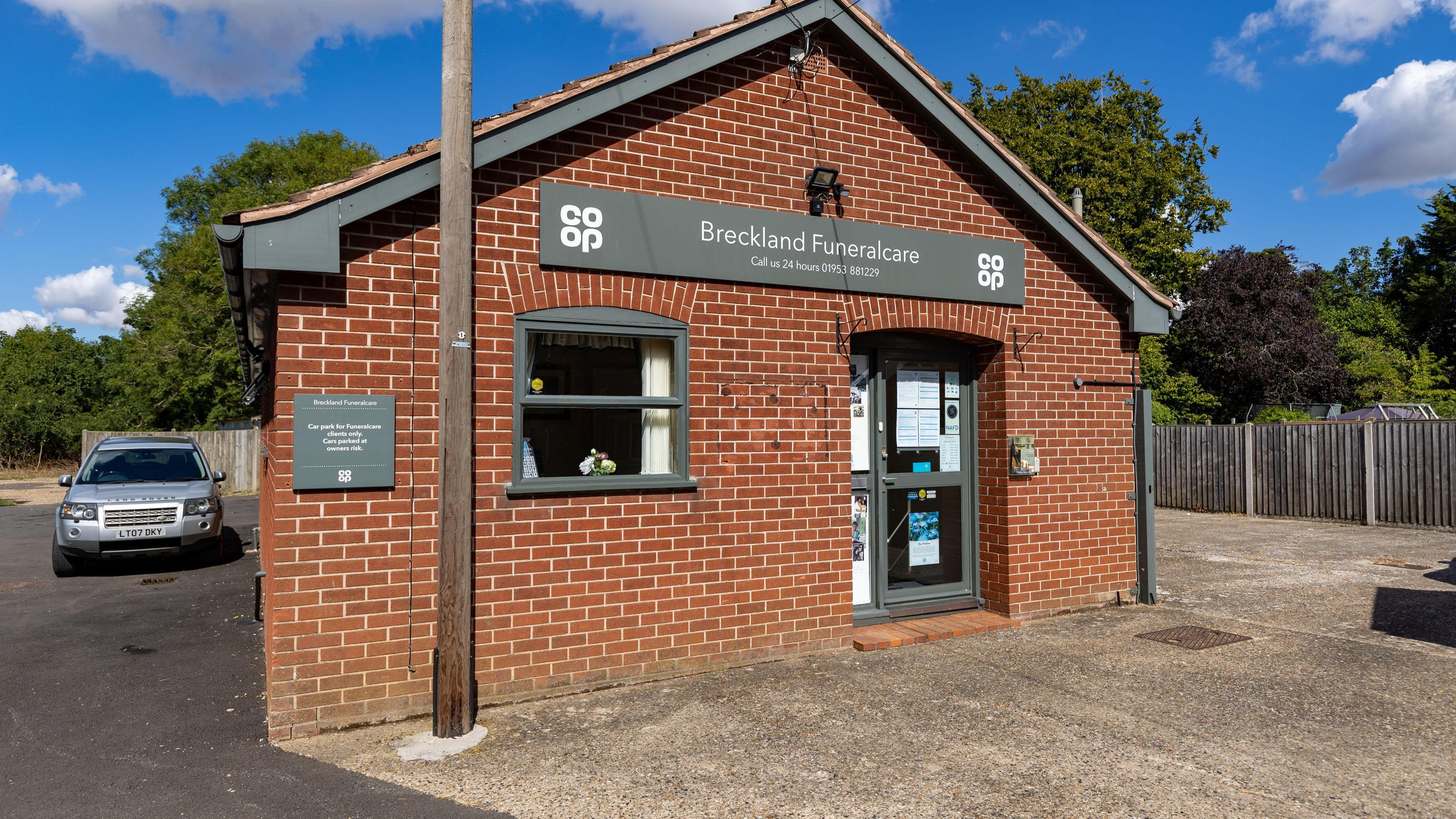 Images Breckland Funeralcare