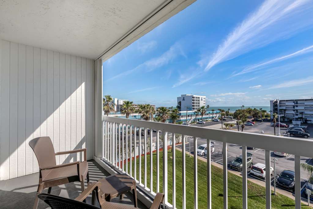 Suite Balcony Best Western Cocoa Beach Hotel & Suites Cocoa Beach (321)783-7621