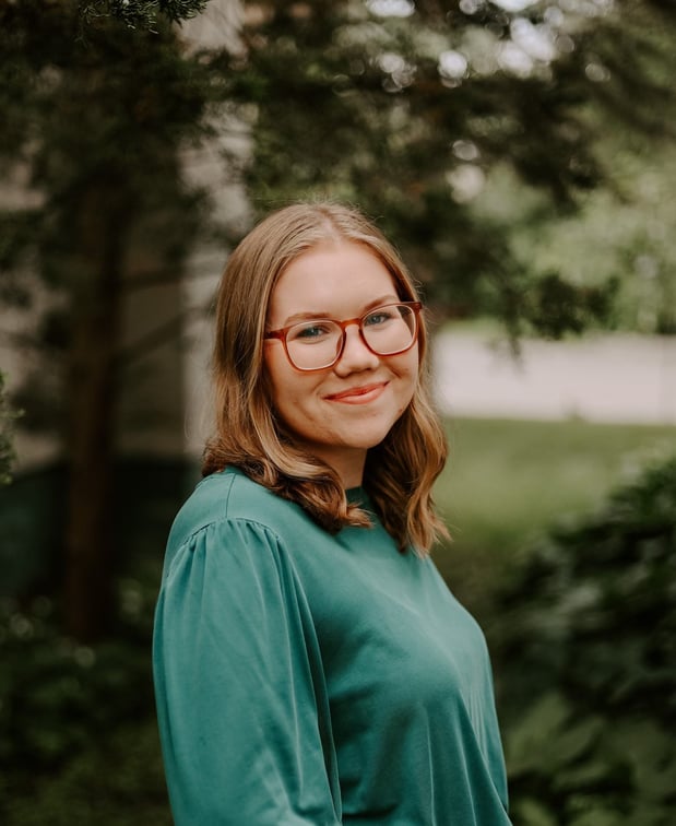 Images Hannah Hinds, Counselor