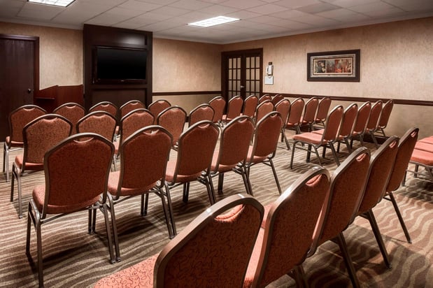 Images Holiday Inn Dubuque/Galena by IHG