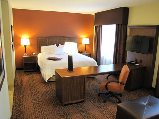Images Hampton Inn & Suites Jamestown, ND