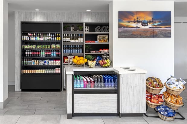 Images Hilton Garden Inn Queens/JFK Airport