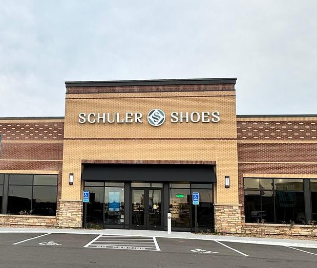 Images Schuler Shoes: Apple Valley