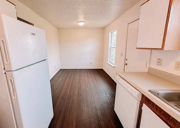 Images Madison Grove Townhomes