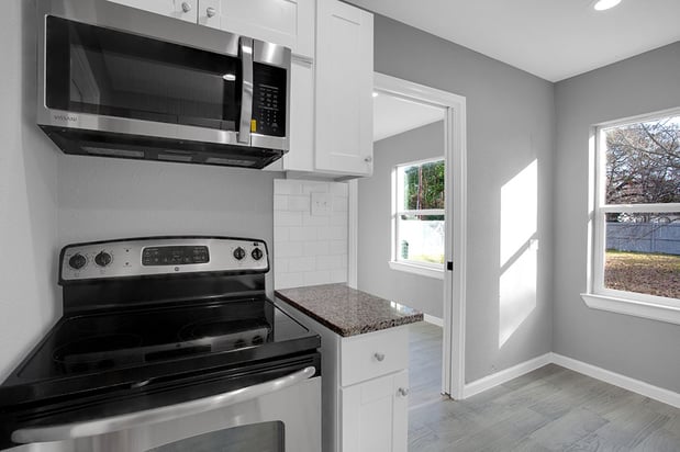 Images Maestro Property Buyers - House Buyers