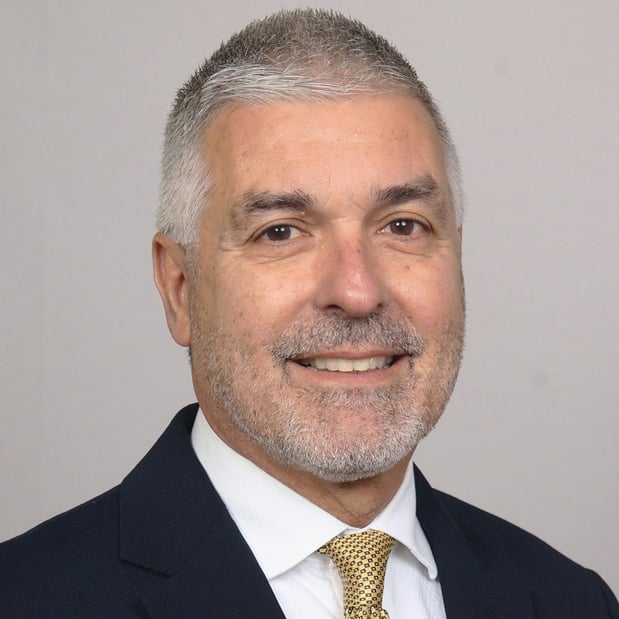 Images Edward Jones - Financial Advisor: Michael Macchione, AAMS®