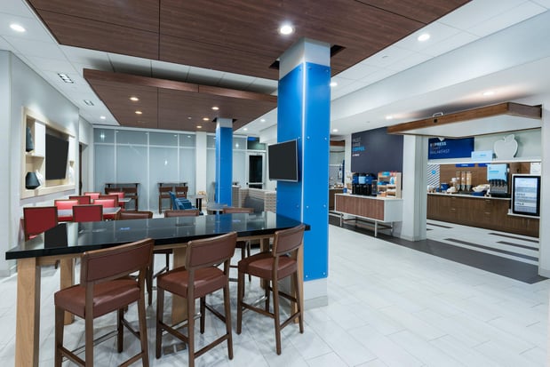 Images Holiday Inn Express & Suites Bryan - College Station by IHG