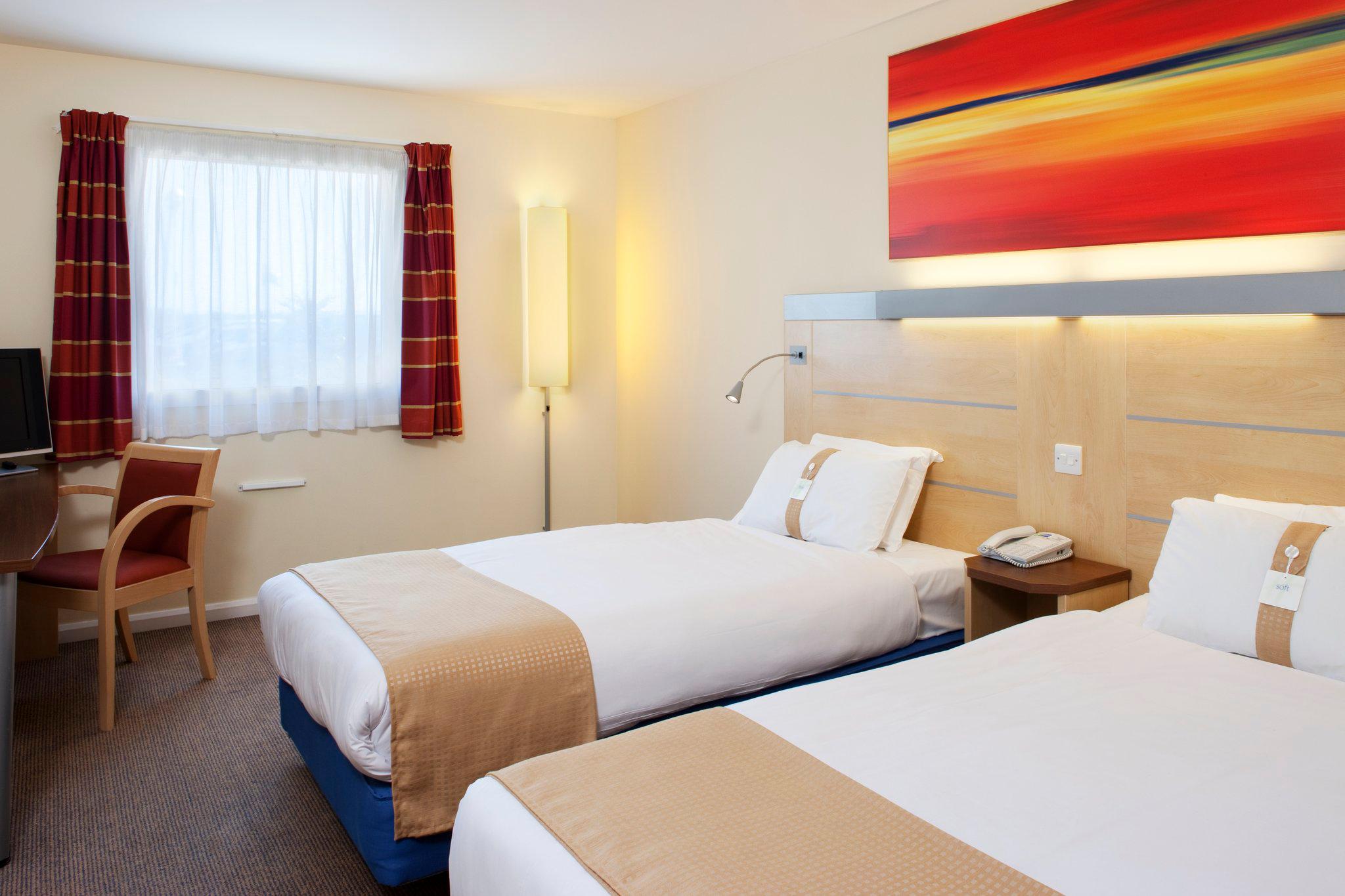 Images Holiday Inn Express Cardiff Airport, an IHG Hotel