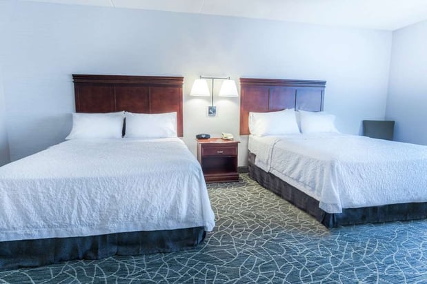 Images Hampton Inn & Suites Berkshires-Lenox