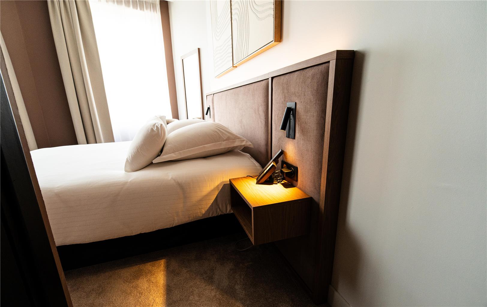 Cosy Small Room