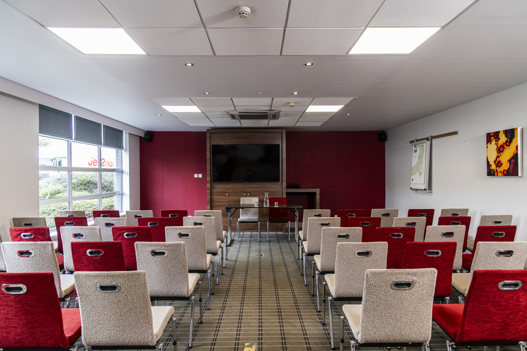 Images Holiday Inn Express Glasgow Airport by IHG