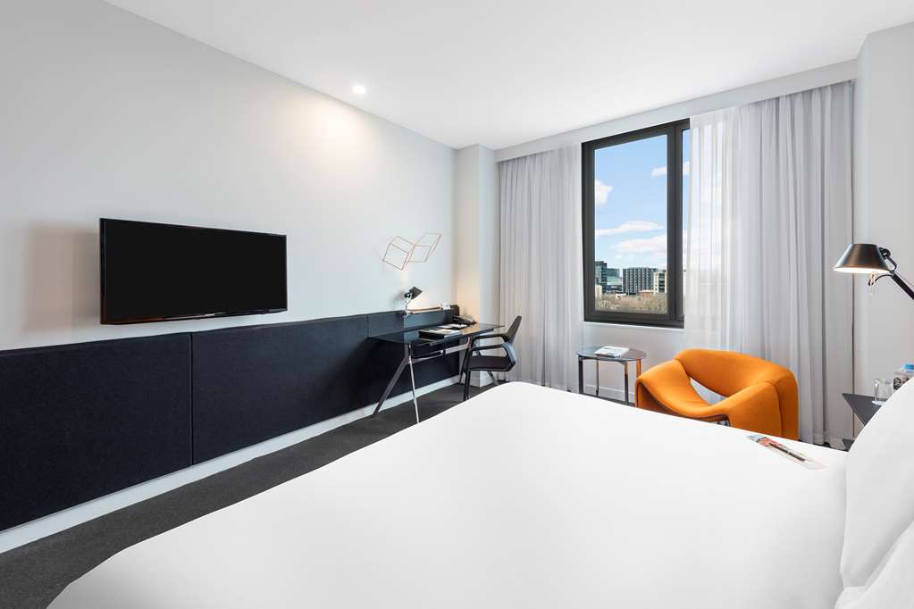 Images Radisson Hotel on Flagstaff Gardens Melbourne