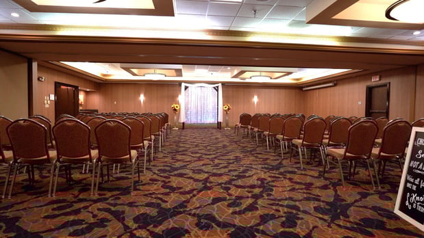 Images Holiday Inn Dubuque/Galena by IHG