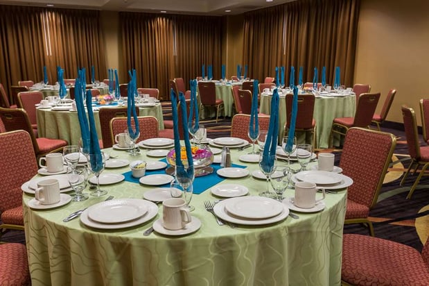 Images Hilton Garden Inn San Mateo