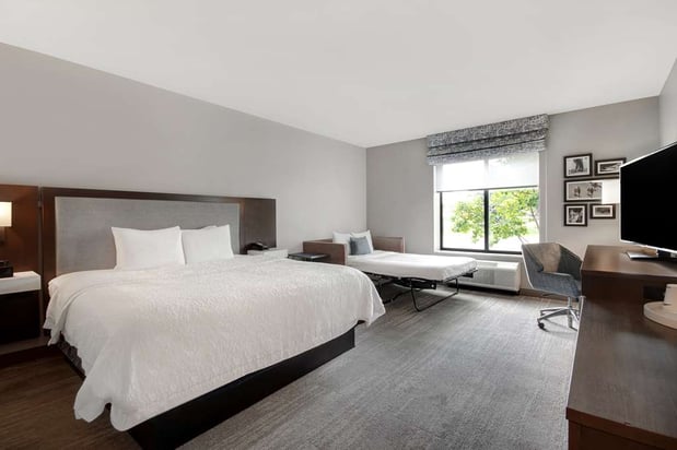 Images Hampton Inn Livonia Detroit