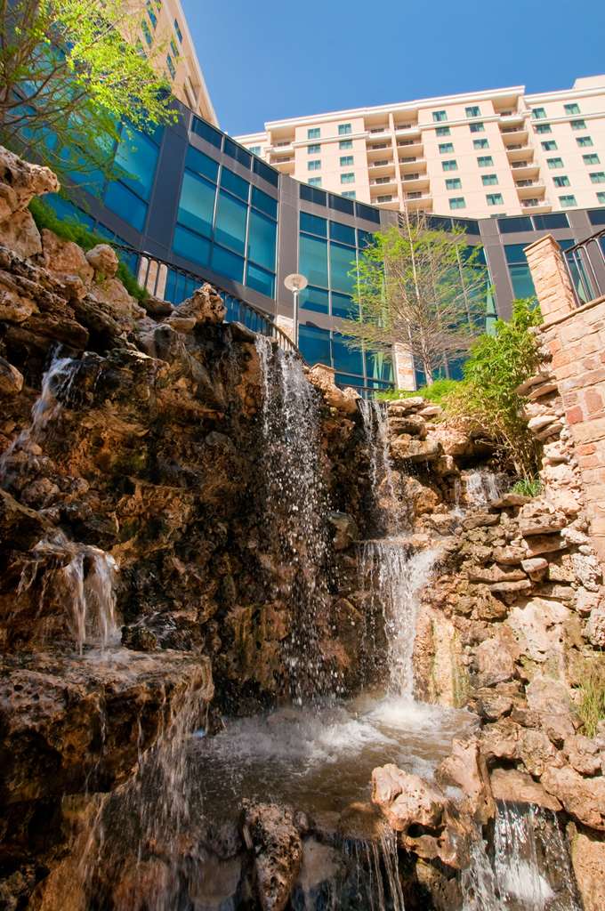 Embassy Suites by Hilton San Antonio Riverwalk Downtown