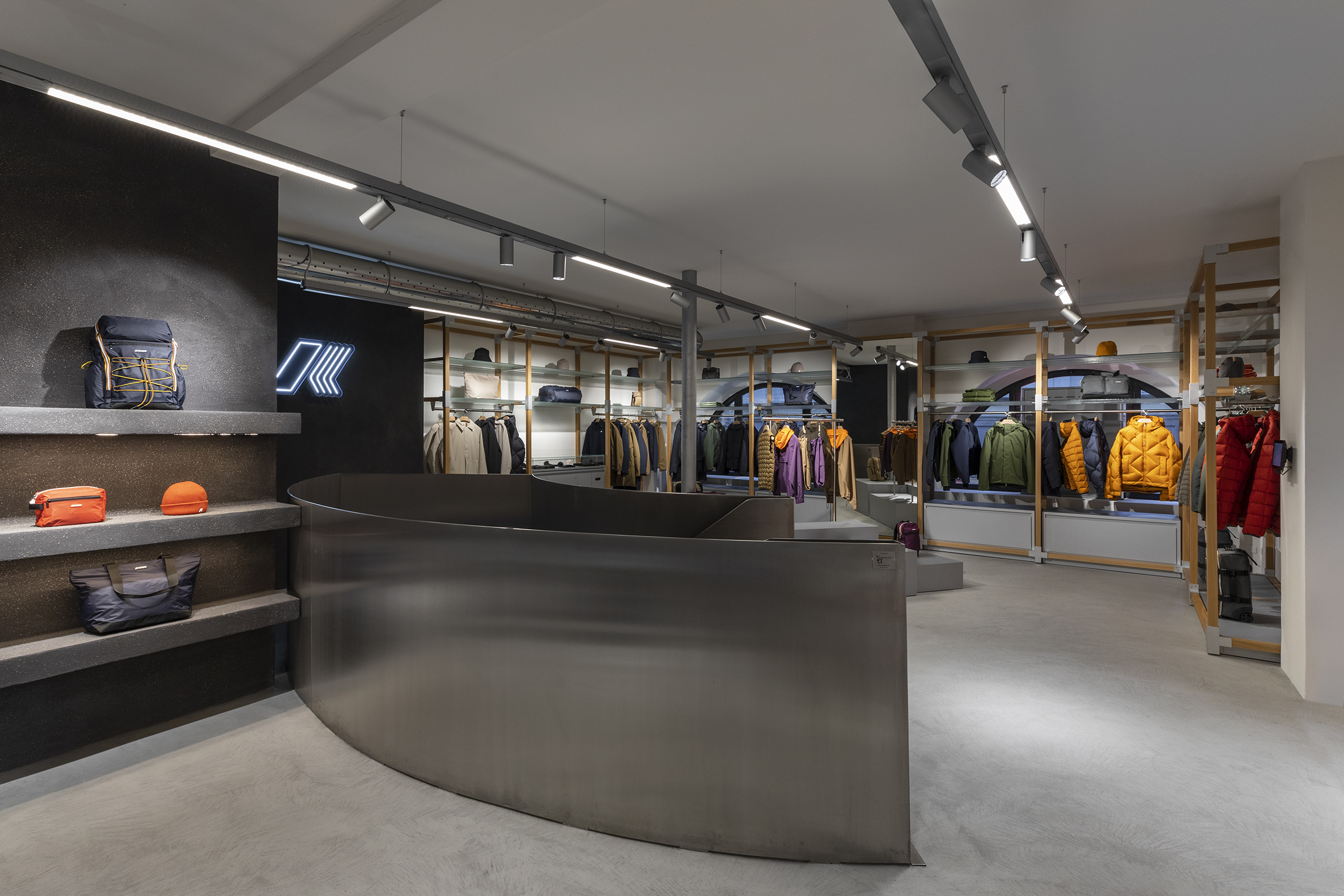 Images K-Way 9 Milano
