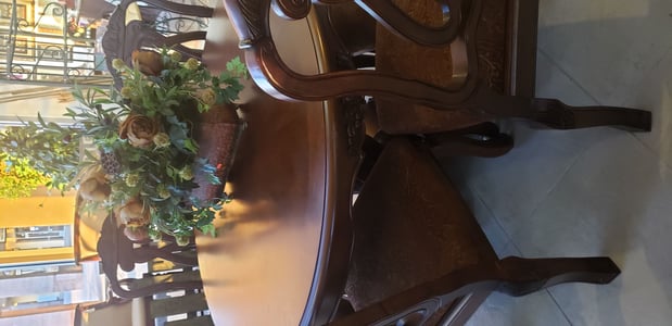 Images J and B Furniture Consignments
