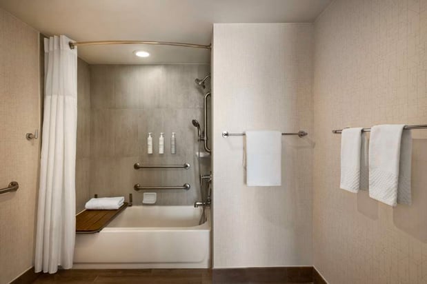 Images Embassy Suites by Hilton Miami International Airport
