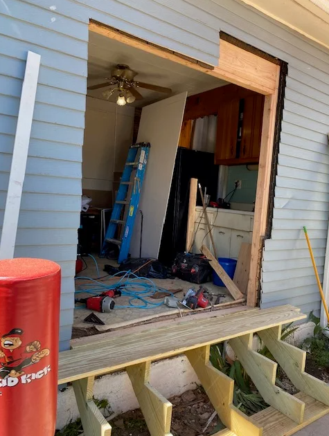 Images Empire Services and Solutions Contractors LLC