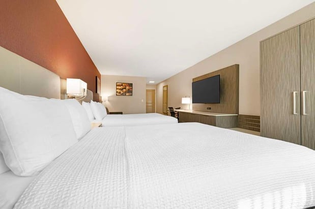 Images Best Western Plus Temecula Wine Country Hotel & Suites