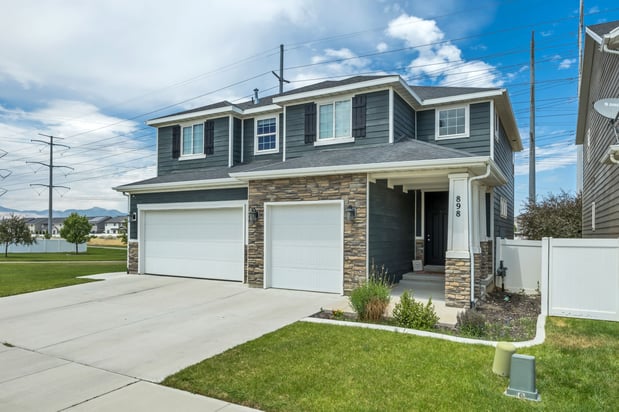 Images Stephen Ostler, eXp Realty