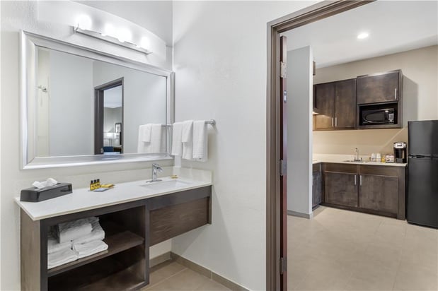 Images Best Western Plus Waller Hotel