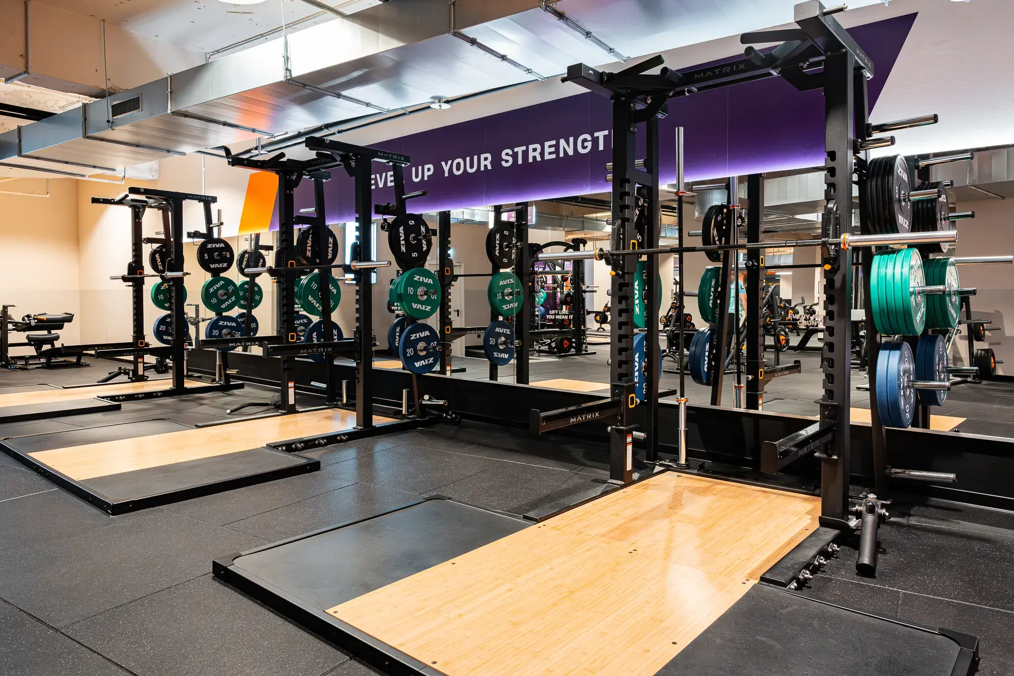 Basic-Fit 24/7, Limbecker Straße 25 in Essen