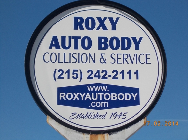 Images Roxy Auto Body Inc.