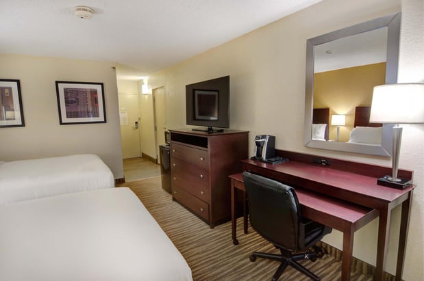 Images Holiday Inn St. Petersburg N- Clearwater by IHG