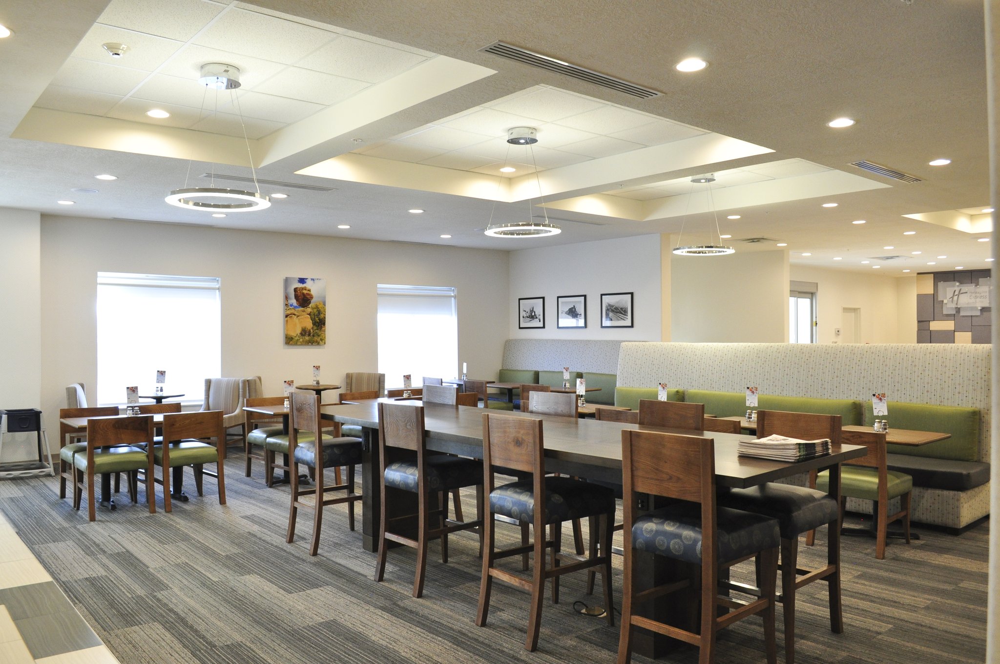 Holiday Inn Express & Suites Price by IHG Image