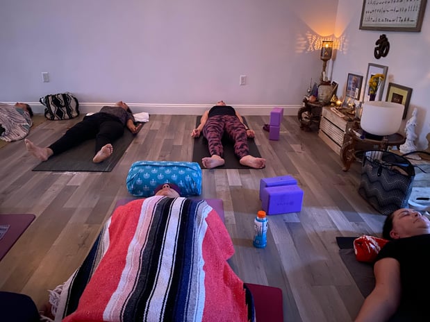 Images SOHAM YOGA