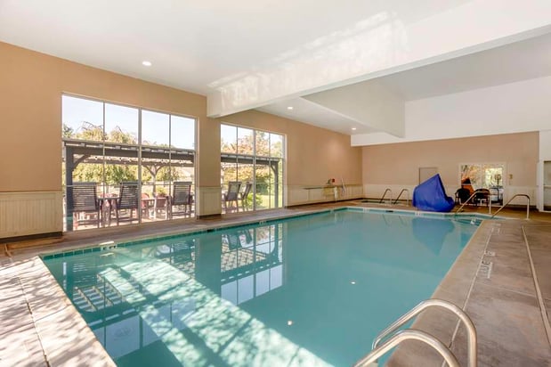 Images SureStay Studio by Best Western Paradise Lancaster County