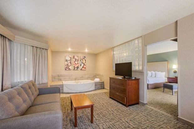 Images Best Western Harbour Pointe Lakefront