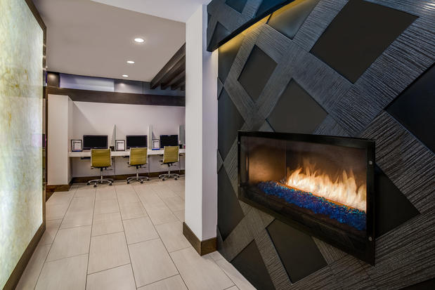 Images Crowne Plaza Seattle-Downtown by IHG