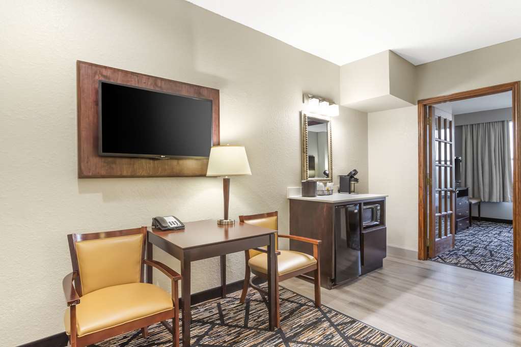 King Suite - Sep Bedroom