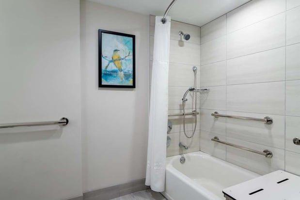 Images Embassy Suites by Hilton Tampa USF Near Busch Gardens
