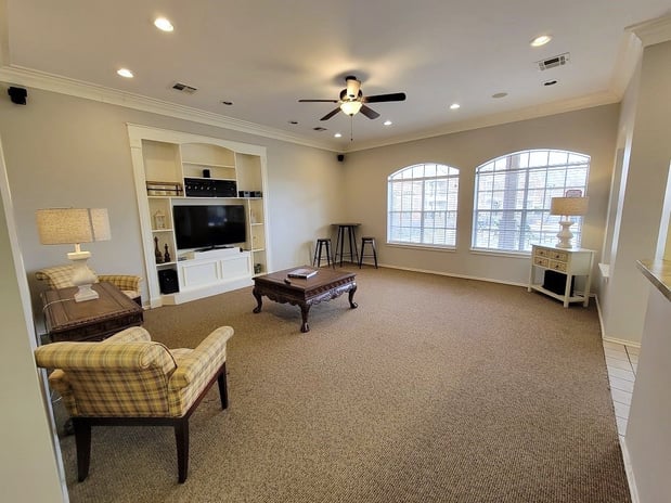 Images Champion Lake Apartment Homes