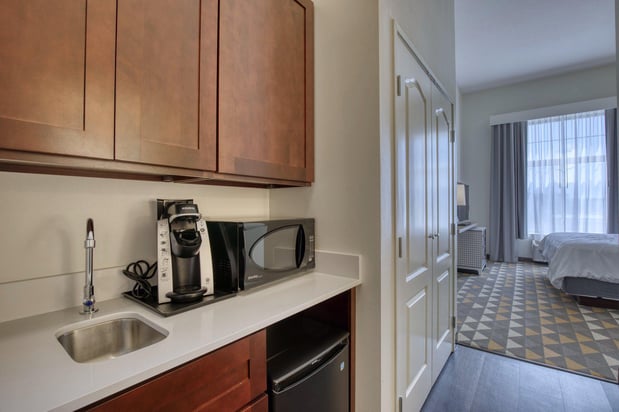 Images Holiday Inn & Suites Madison West - Middleton by IHG