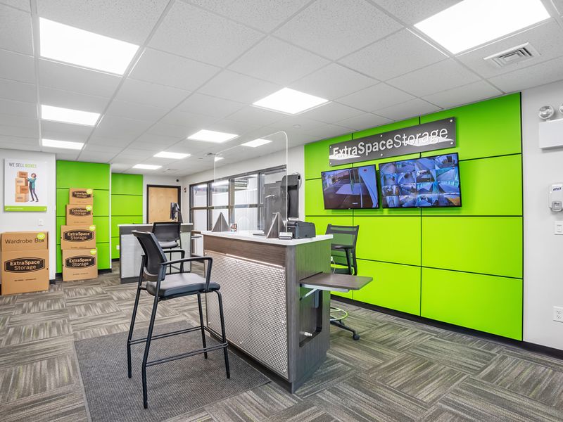 7602 - Office