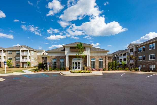 Images Haywood Reserve Apartment Homes