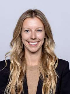 Dr. Amanda Marie Honsvall Hoefler, MD - Los Angeles, CA - Sports Medicine, Sport Medicine Specialist