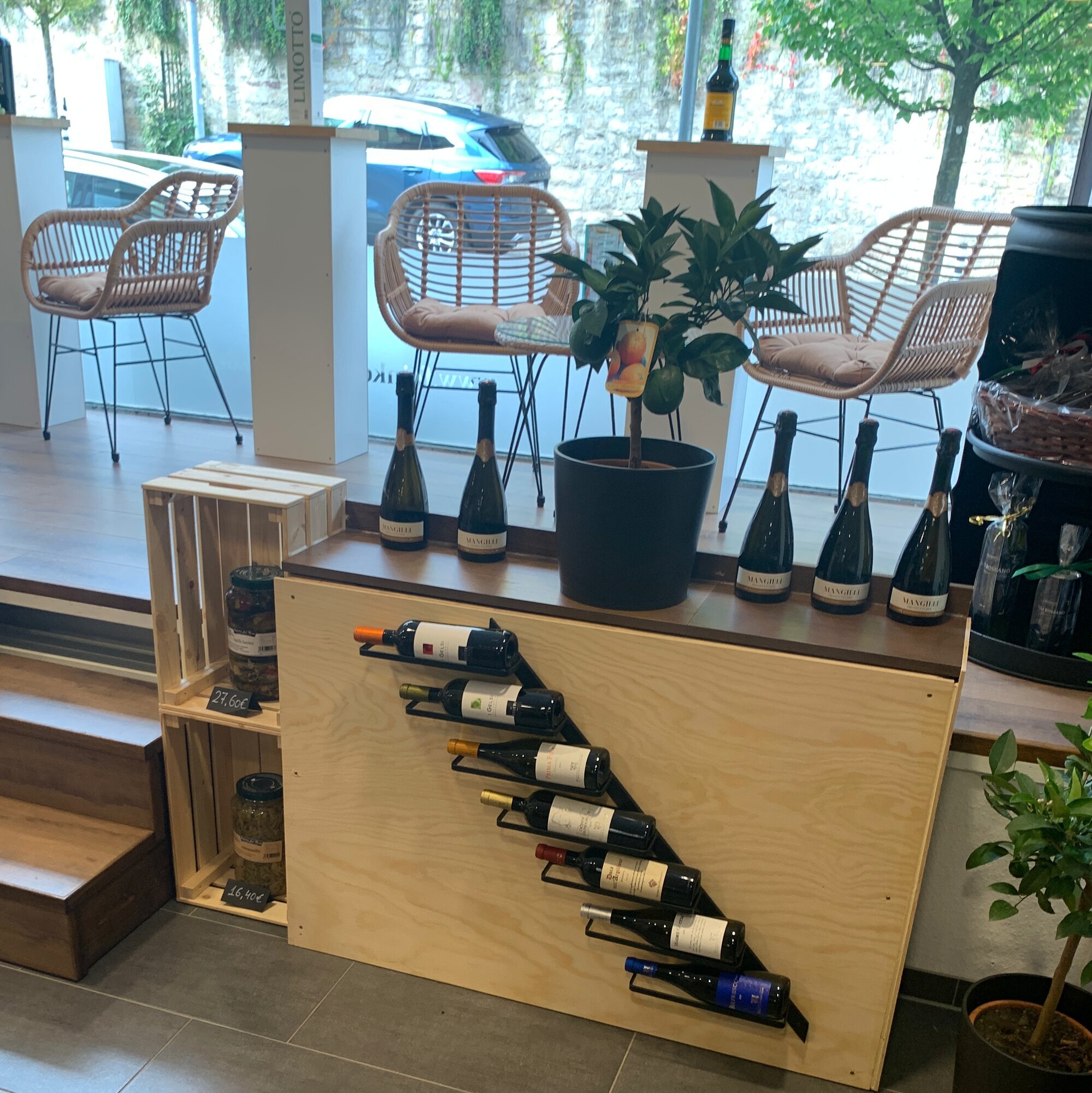 Feinkost & Weinbar Rossano, Pforzheimer Straße 27 in Rutesheim