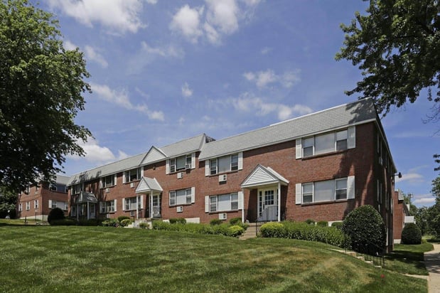 Images Aston Pointe Apartment Homes