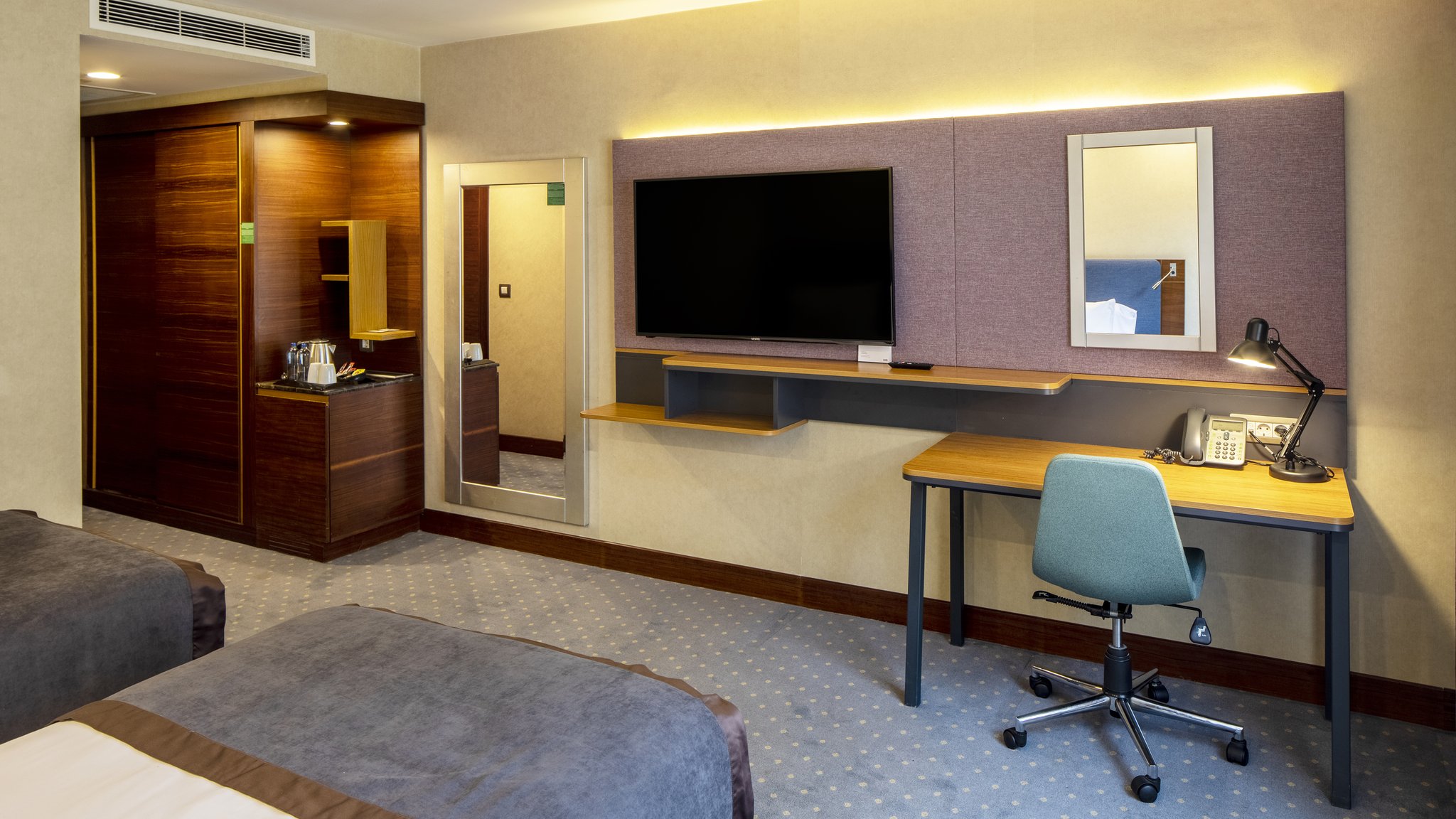 Images Holiday Inn Istanbul - Sisli by IHG