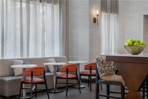 Images Hampton Inn & Suites Dallas-Arlington North-Entertainment District