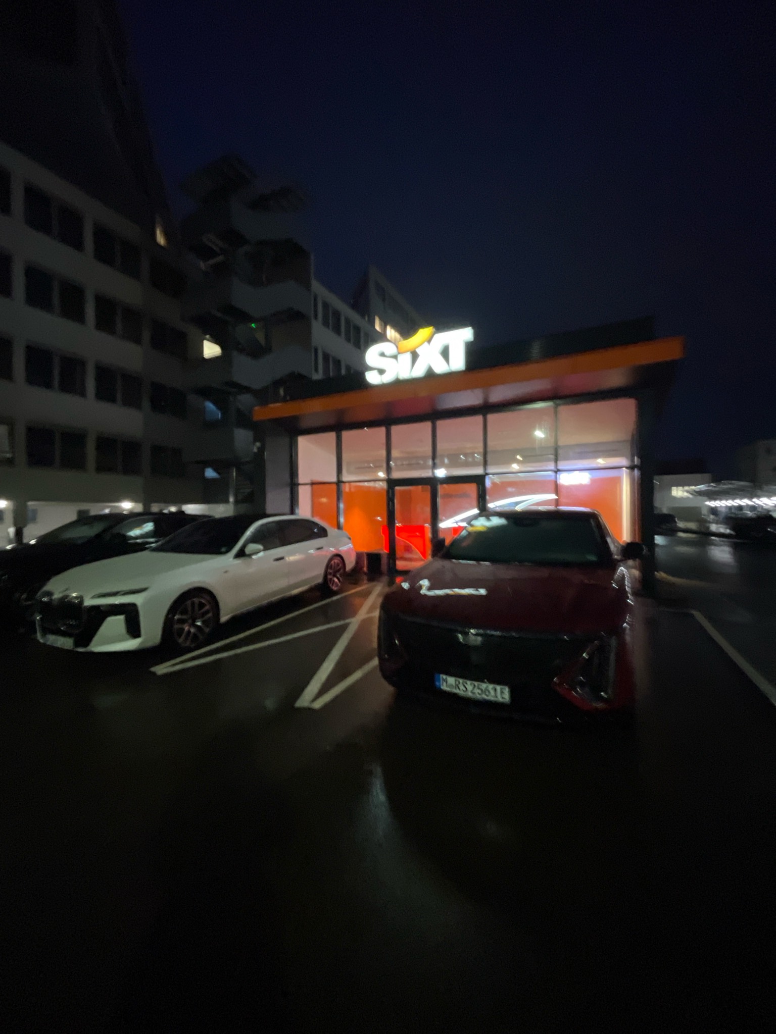 SIXT Mietwagen & Transporter mieten Stuttgart Vaihingen, Industriestr. 26 in Stuttgart