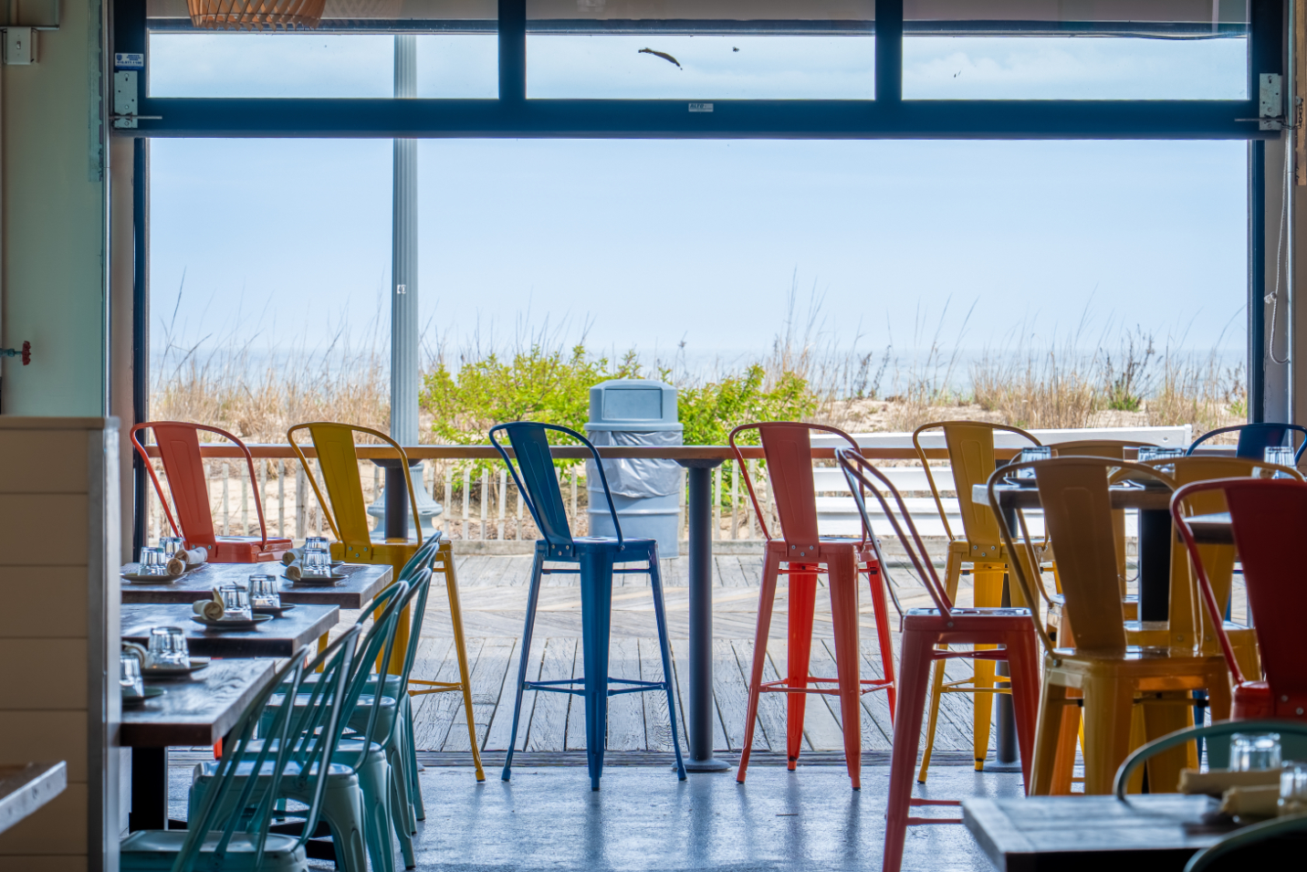 The Dunes Rehoboth Beach offers a relaxed, convenient stay near the Delaware beaches, with easy access to Rehoboth Beach, Dewey Beach, the boardwalk, restaurants, shopping, and coastal attractions.