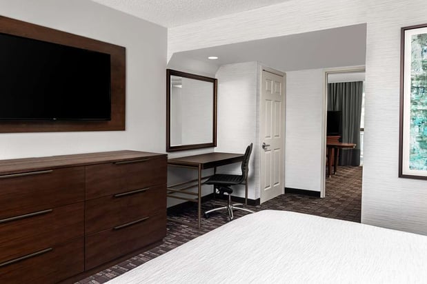 Images Embassy Suites by Hilton Nashville Airport